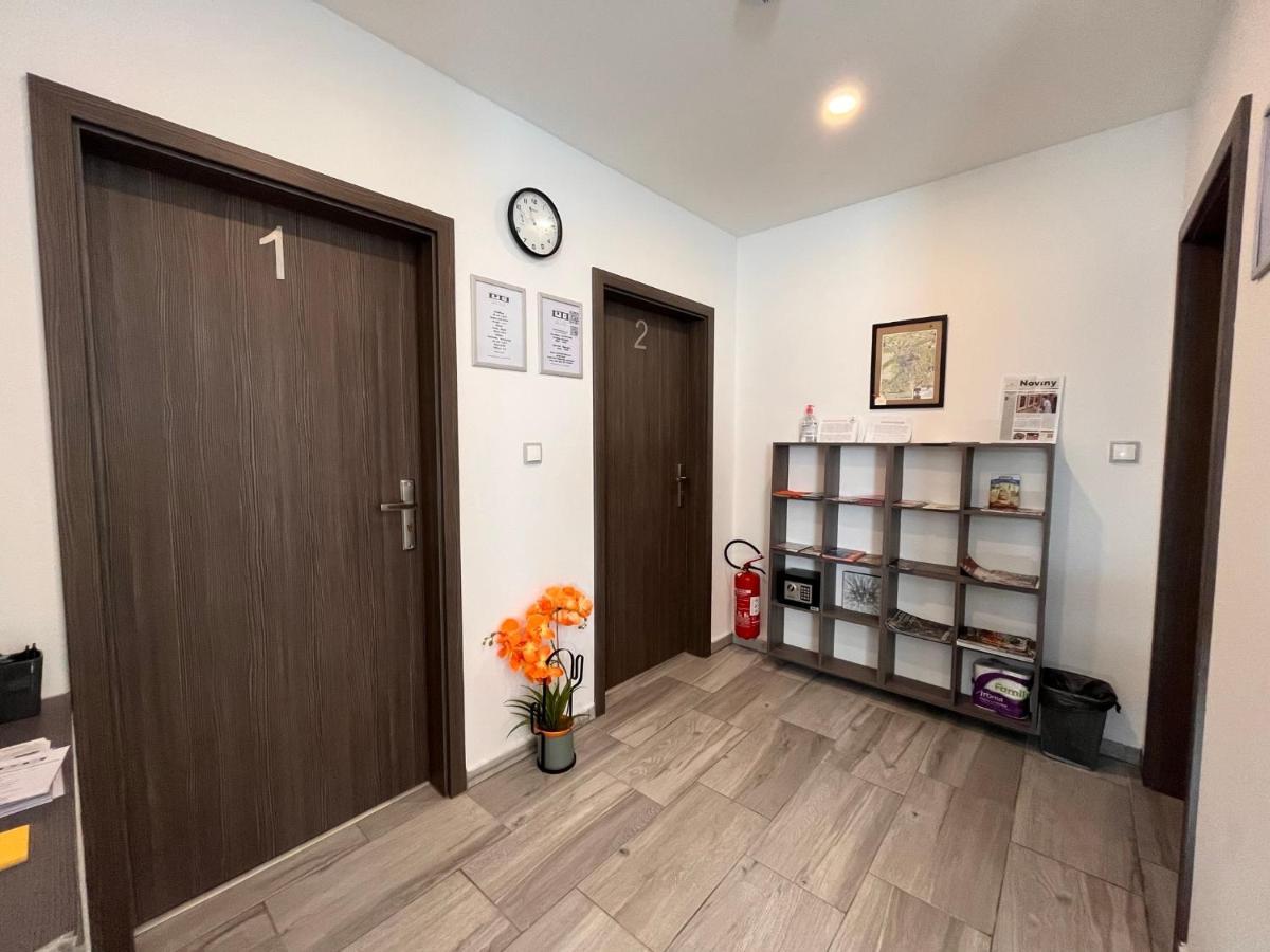 Penzion Hornicka เชสกี้ครุมลอฟ ภายนอก รูปภาพ